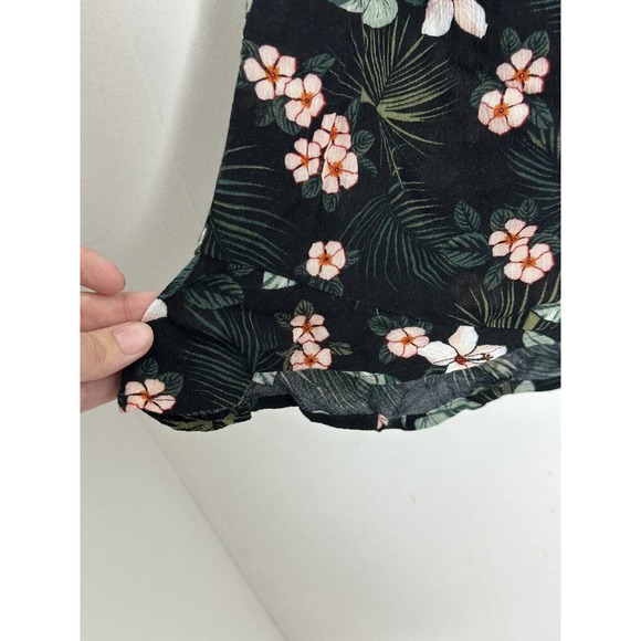 aeropostale womens Floral Black Tropical Halter Ruffle Romper Size XL NWT - Picture 4 of 7